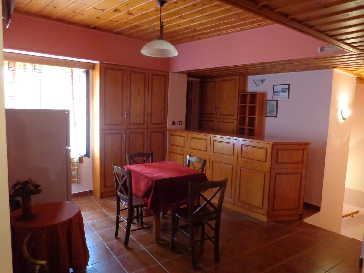 Alonaki Guesthouse Plátanos المظهر الخارجي الصورة