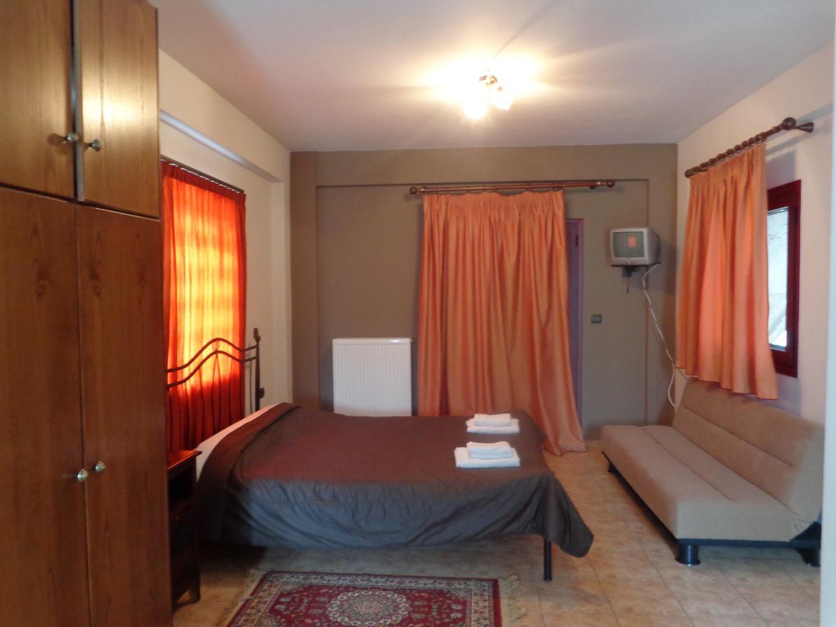 Alonaki Guesthouse Plátanos المظهر الخارجي الصورة